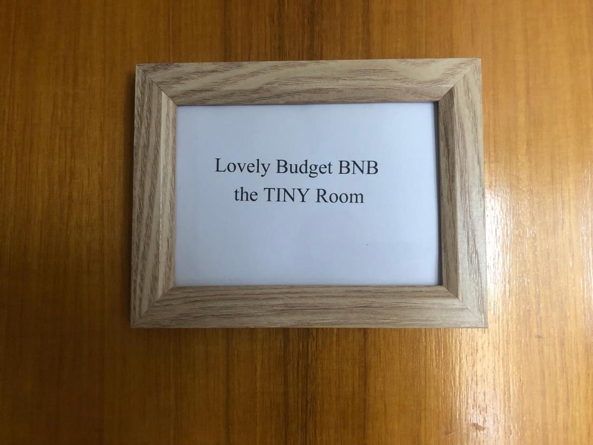 Lovely Budget Vegan Homestay Launceston Exterior photo