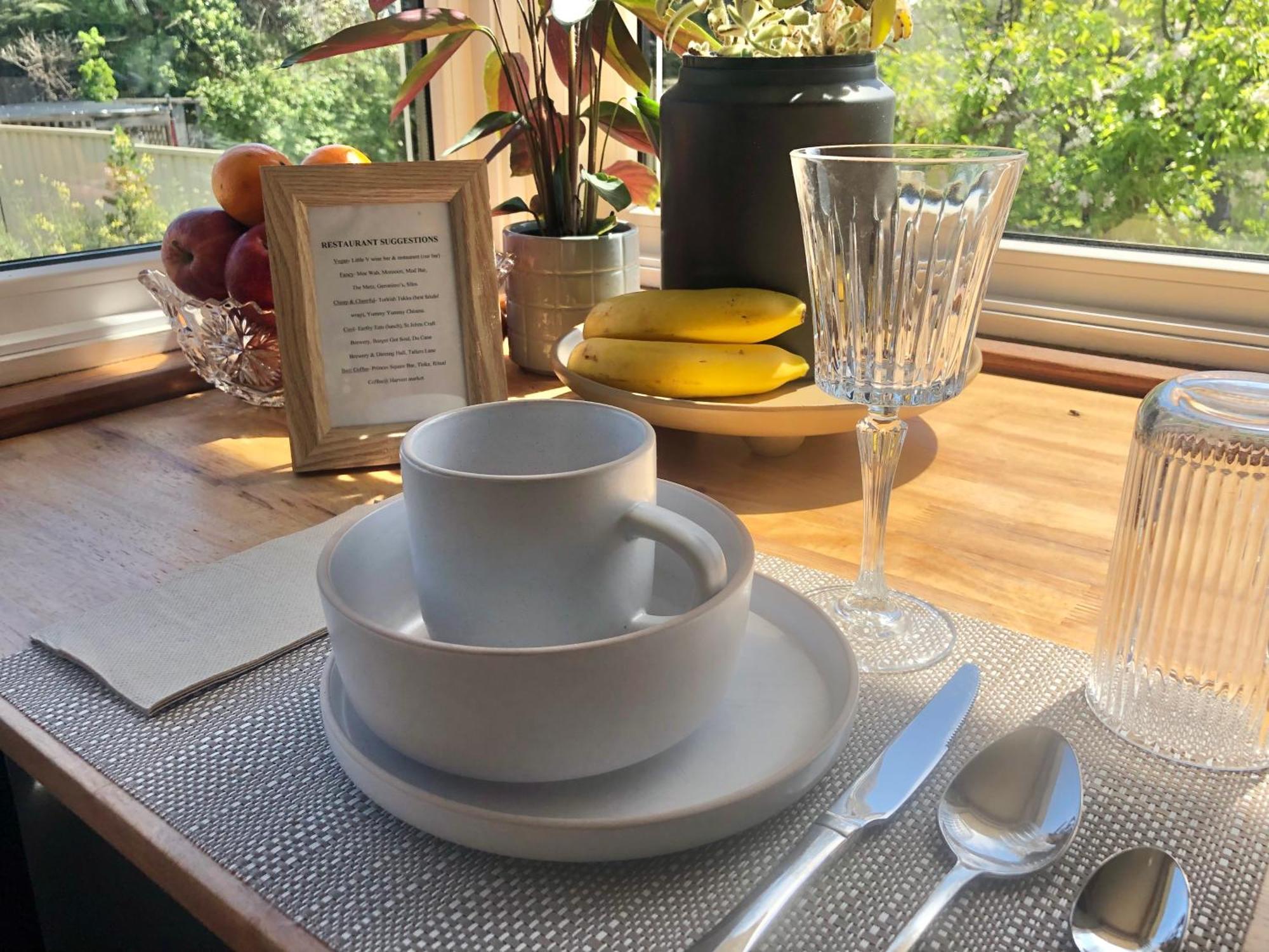 Lovely Budget Vegan Homestay Launceston Exterior photo
