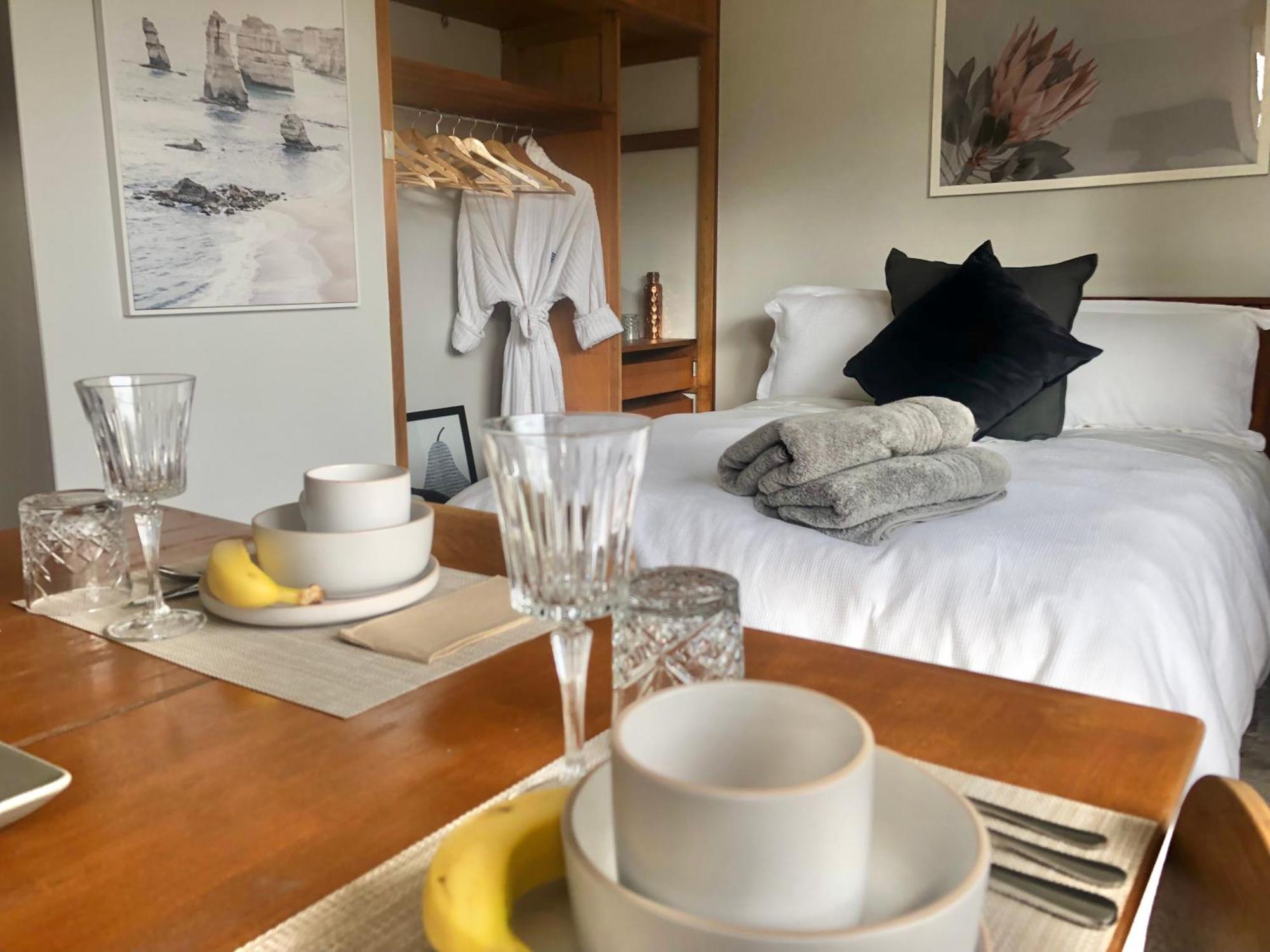 Lovely Budget Vegan Homestay Launceston Exterior photo